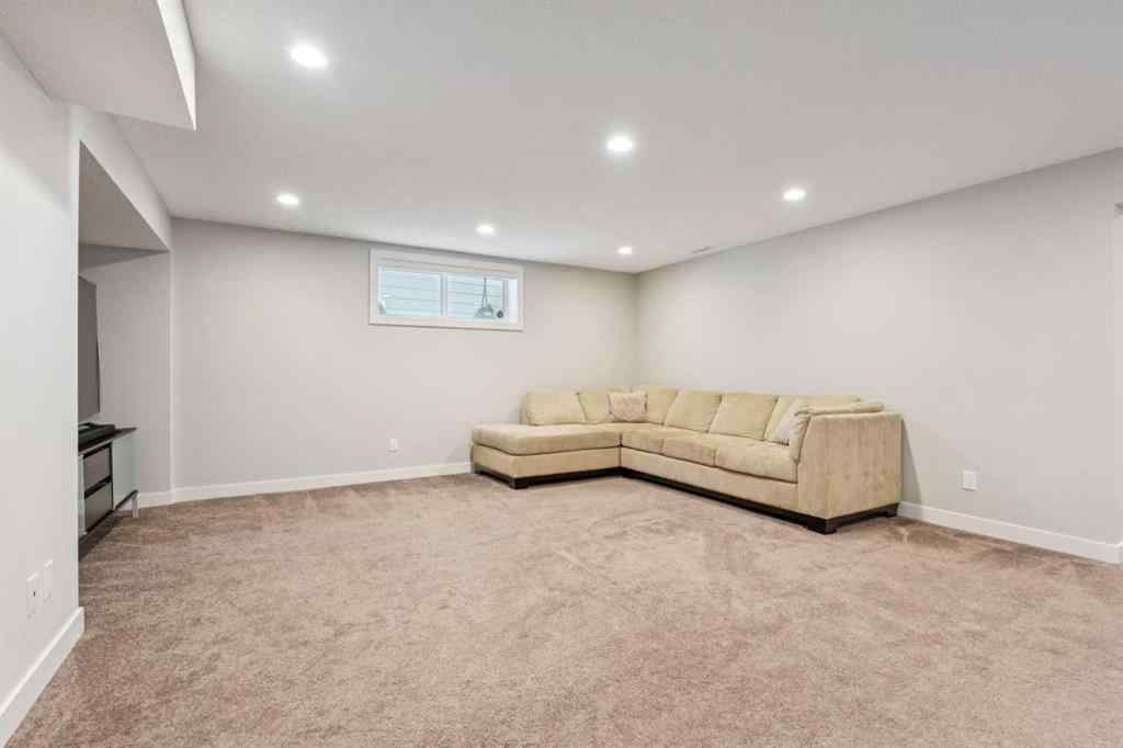 MLS® A2248612 - 15 Sherwood Gate NW in Sherwood Calgary, Residential