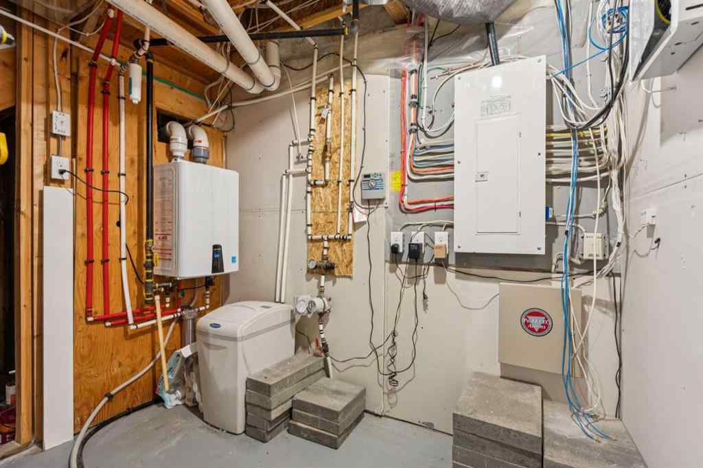 MLS® A2248612 - 15 Sherwood Gate NW in Sherwood Calgary, Residential