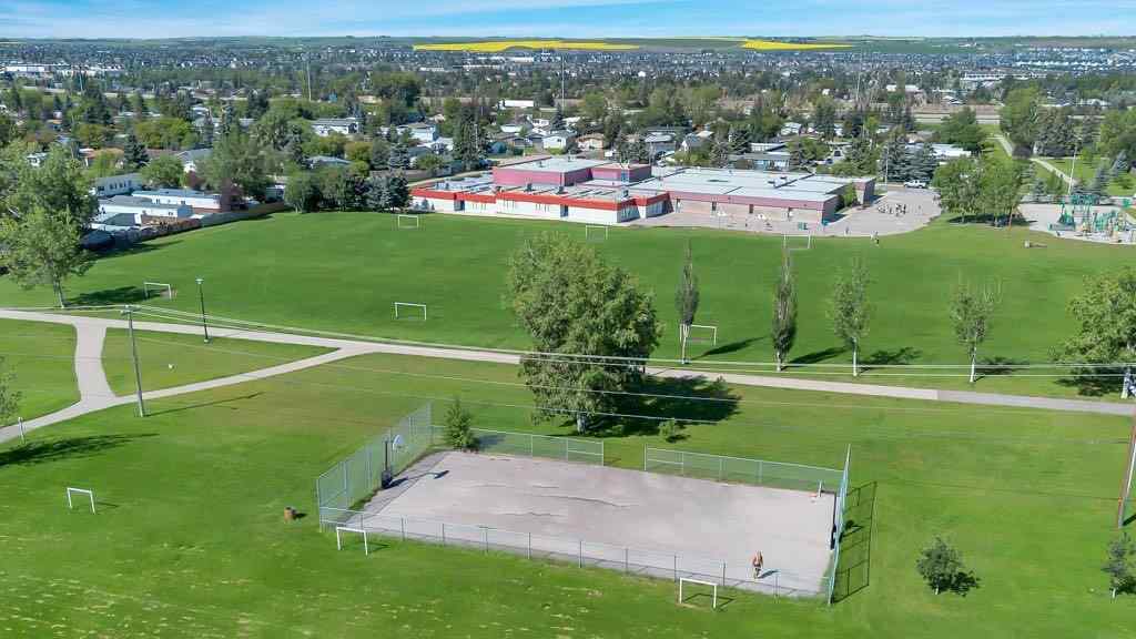 MLS® A2248615 - 7 Springs Crescent SE in Big Springs Airdrie, Residential