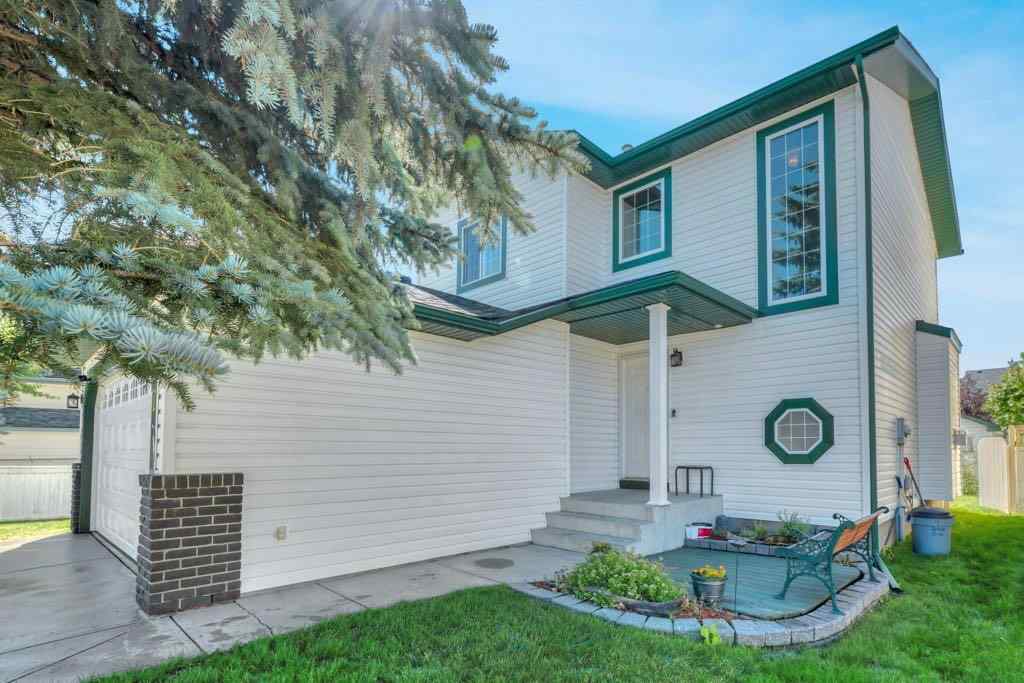MLS® A2248615 - 7 Springs Crescent SE in Big Springs Airdrie, Residential