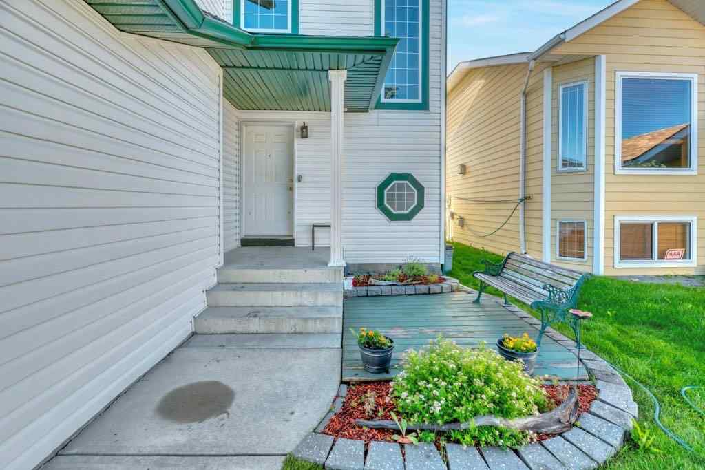 MLS® A2248615 - 7 Springs Crescent SE in Big Springs Airdrie, Residential