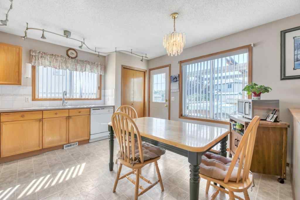 MLS® A2248615 - 7 Springs Crescent SE in Big Springs Airdrie, Residential