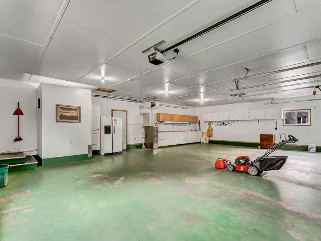 MLS® A2248619 - 627 East 2 Street SE in NONE Dunmore, Residential