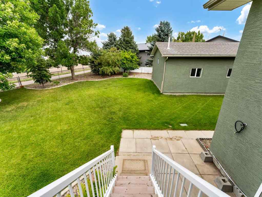 MLS® A2248619 - 627 East 2 Street SE in NONE Dunmore, Residential
