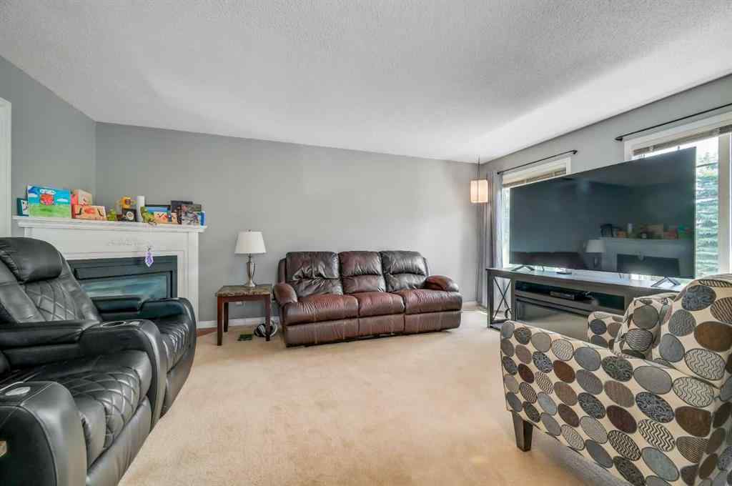 MLS® A2248630 - 22 Country Hills Cove NW in Country Hills Calgary, Residential