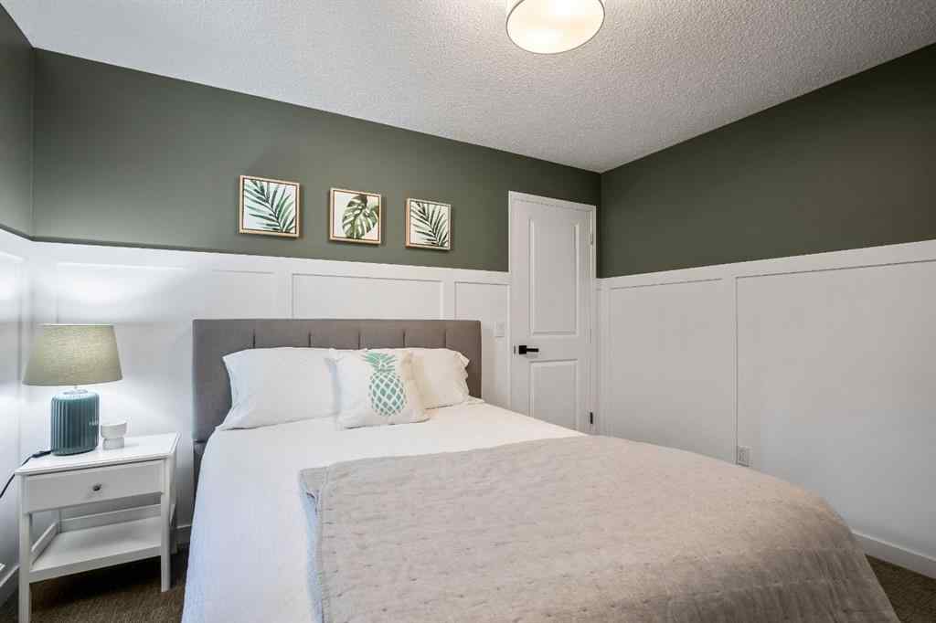 MLS® A2248640 - 17 Bow Way  in Bow Meadows Cochrane, Residential
