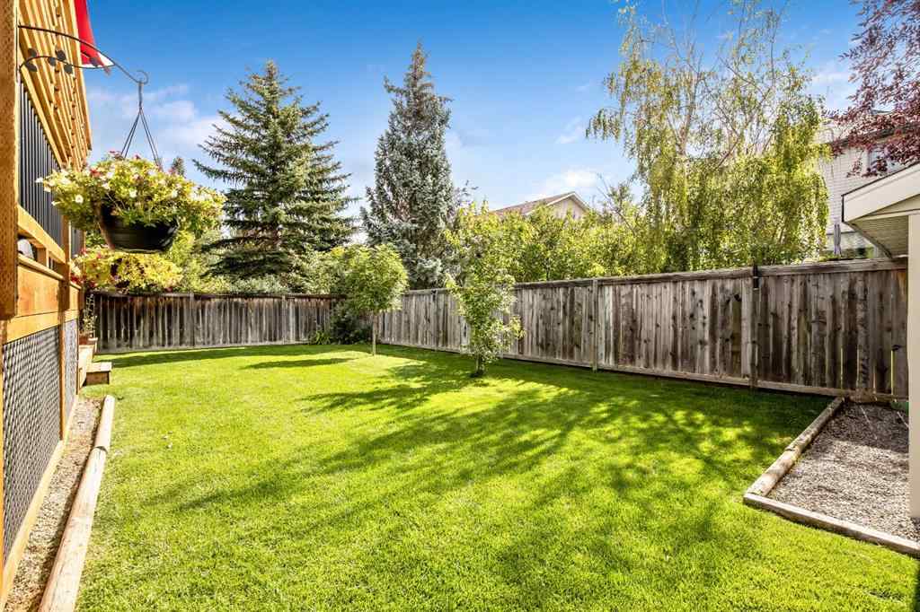 MLS® A2248640 - 17 Bow Way  in Bow Meadows Cochrane, Residential