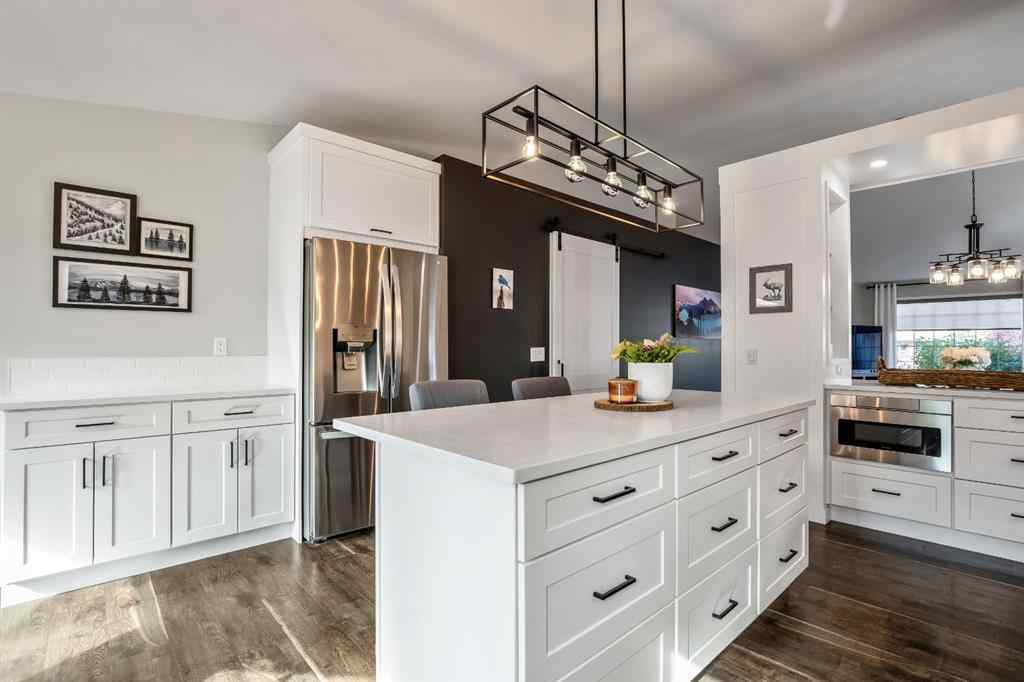 MLS® A2248640 - 17 Bow Way  in Bow Meadows Cochrane, Residential