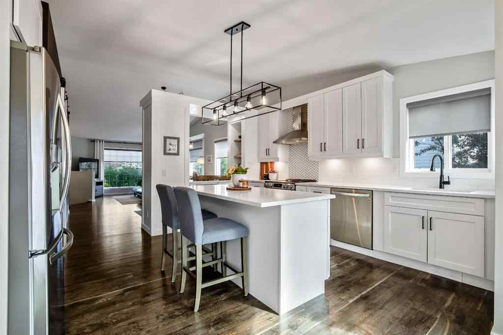 MLS® A2248640 - 17 Bow Way  in Bow Meadows Cochrane, Residential