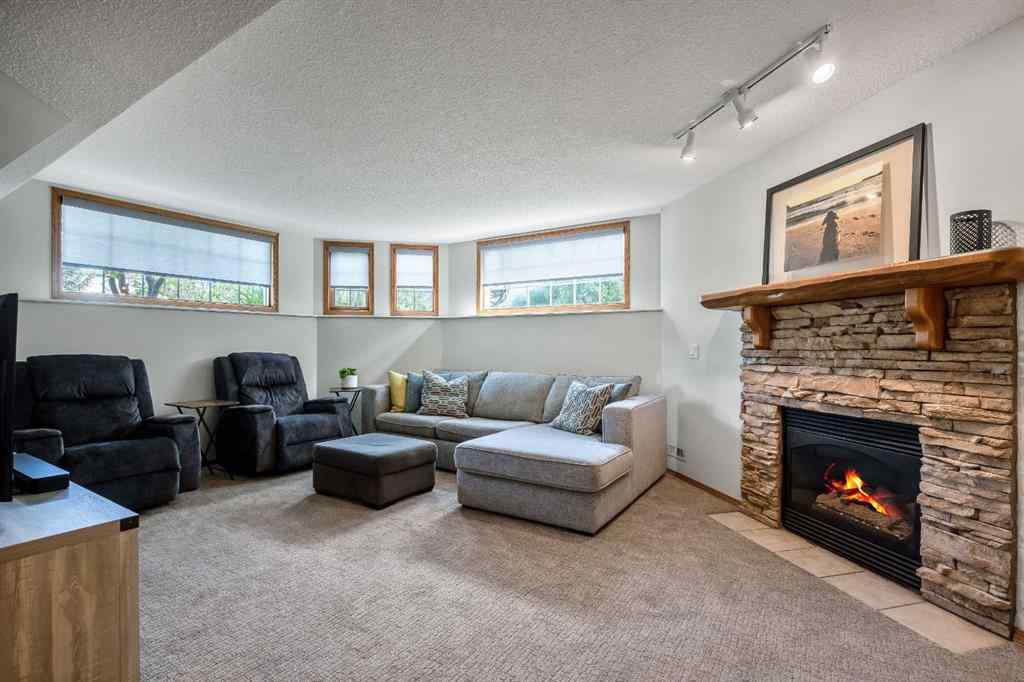 MLS® A2248640 - 17 Bow Way  in Bow Meadows Cochrane, Residential