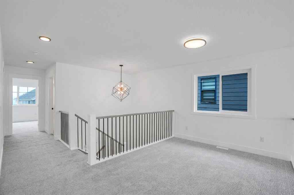 MLS® A2248641 - 27 Heritage Close  in Heritage Hills Cochrane, Residential