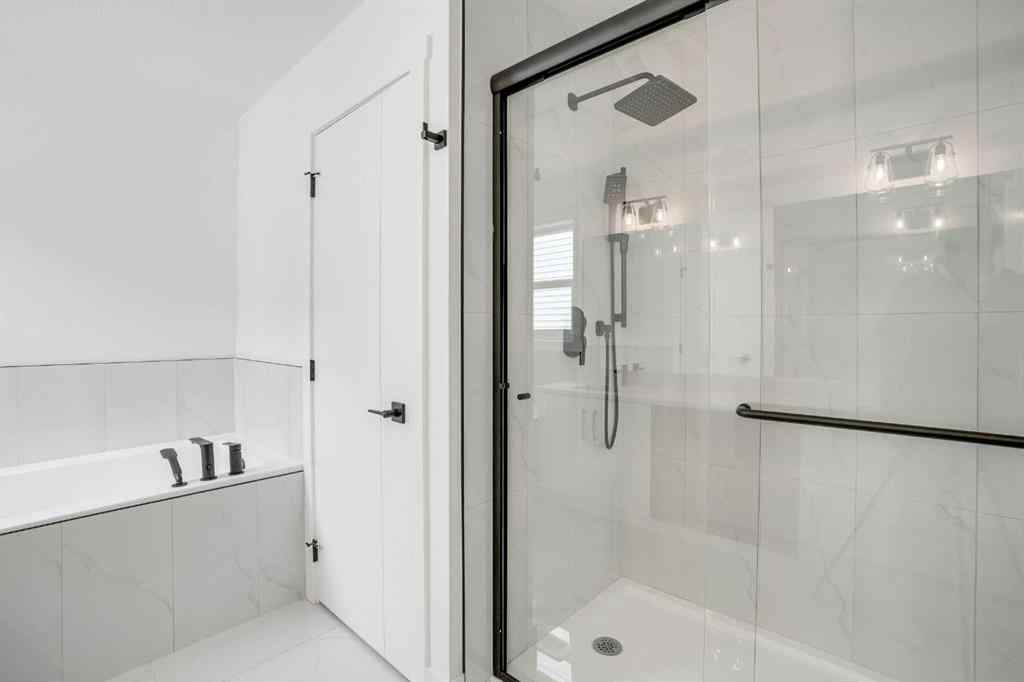 MLS® A2248641 - 27 Heritage Close  in Heritage Hills Cochrane, Residential