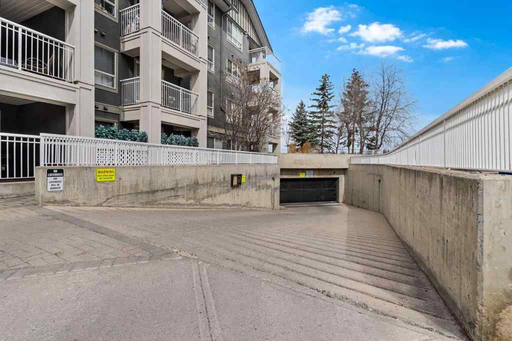 MLS® A2248647 - Unit #113 35 Richard Court SW in Lincoln Park Calgary, Residential
