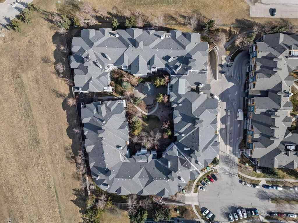 MLS® A2248647 - Unit #113 35 Richard Court SW in Lincoln Park Calgary, Residential