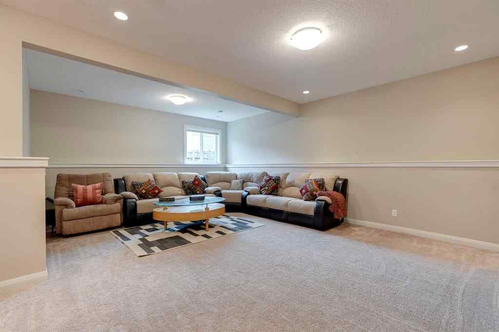 MLS® A2248652 - 136 Kinniburgh Gardens  in Kinniburgh North Chestermere, Residential
