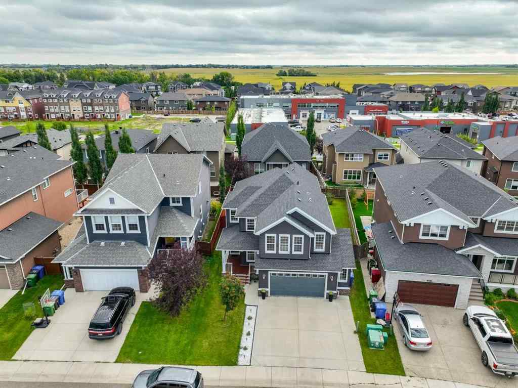 MLS® A2248652 - 136 Kinniburgh Gardens  in Kinniburgh North Chestermere, Residential