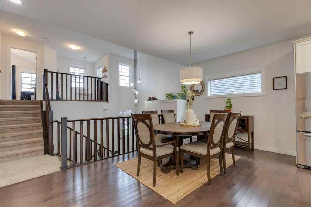 MLS® A2248652 - 136 Kinniburgh Gardens  in Kinniburgh North Chestermere, Residential