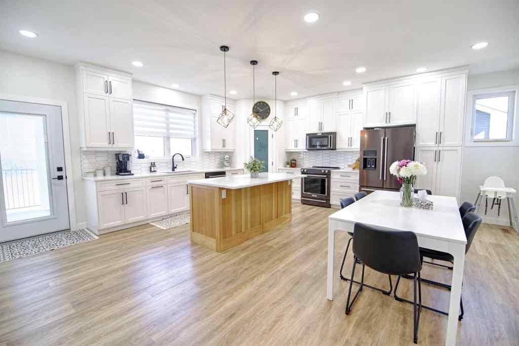 MLS® A2248654 - 1018 7 Street W in NONE Barnwell, Residential