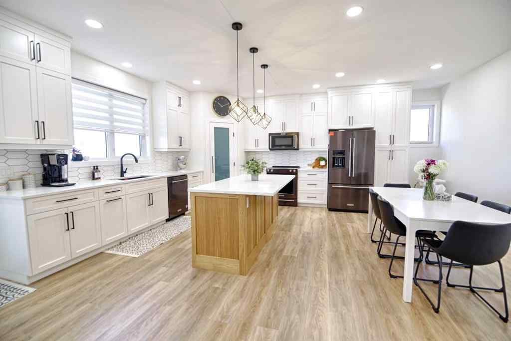 MLS® A2248654 - 1018 7 Street W in NONE Barnwell, Residential