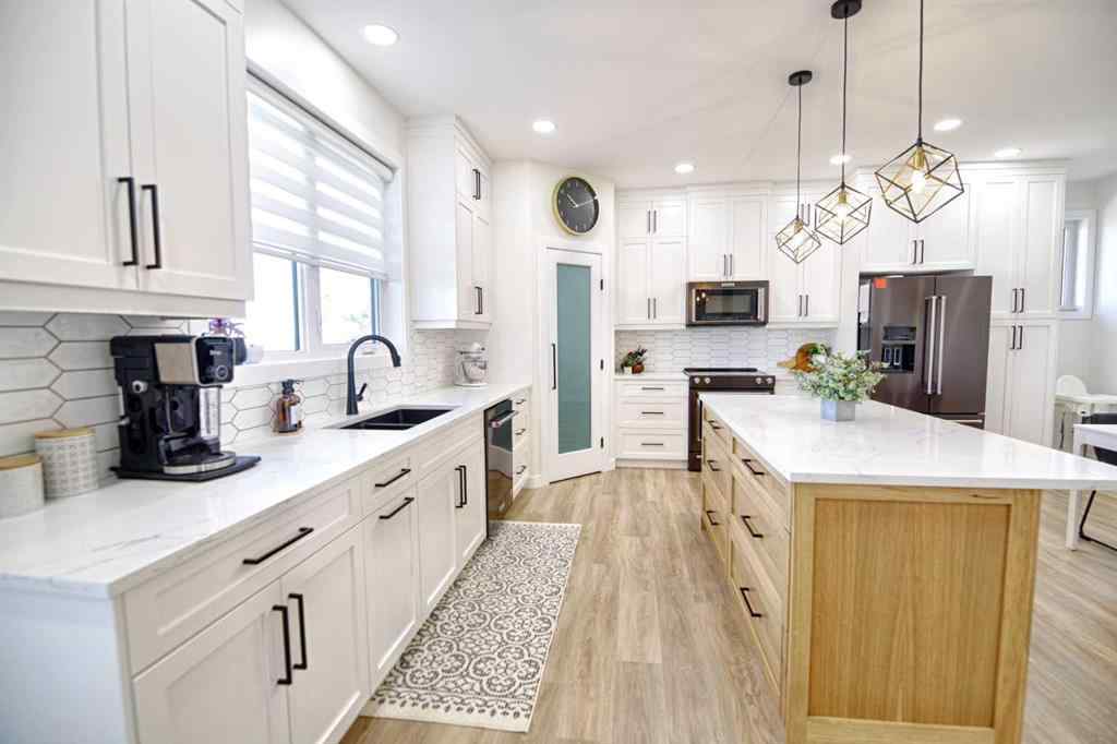 MLS® A2248654 - 1018 7 Street W in NONE Barnwell, Residential