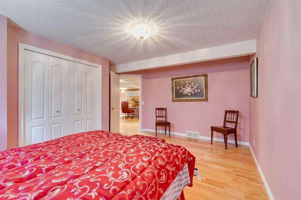 MLS® A2248656 - 12 Sierra Morena Way SW in Signal Hill Calgary, Residential