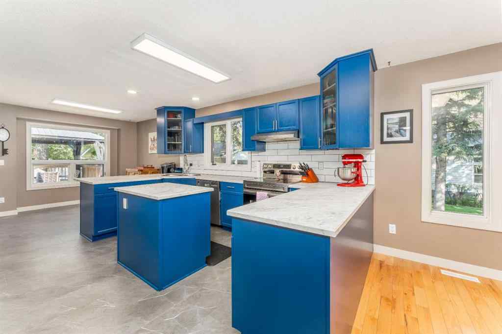 MLS® A2248657 - 11 Mt McGillivary Drive  in NONE Exshaw, Residential