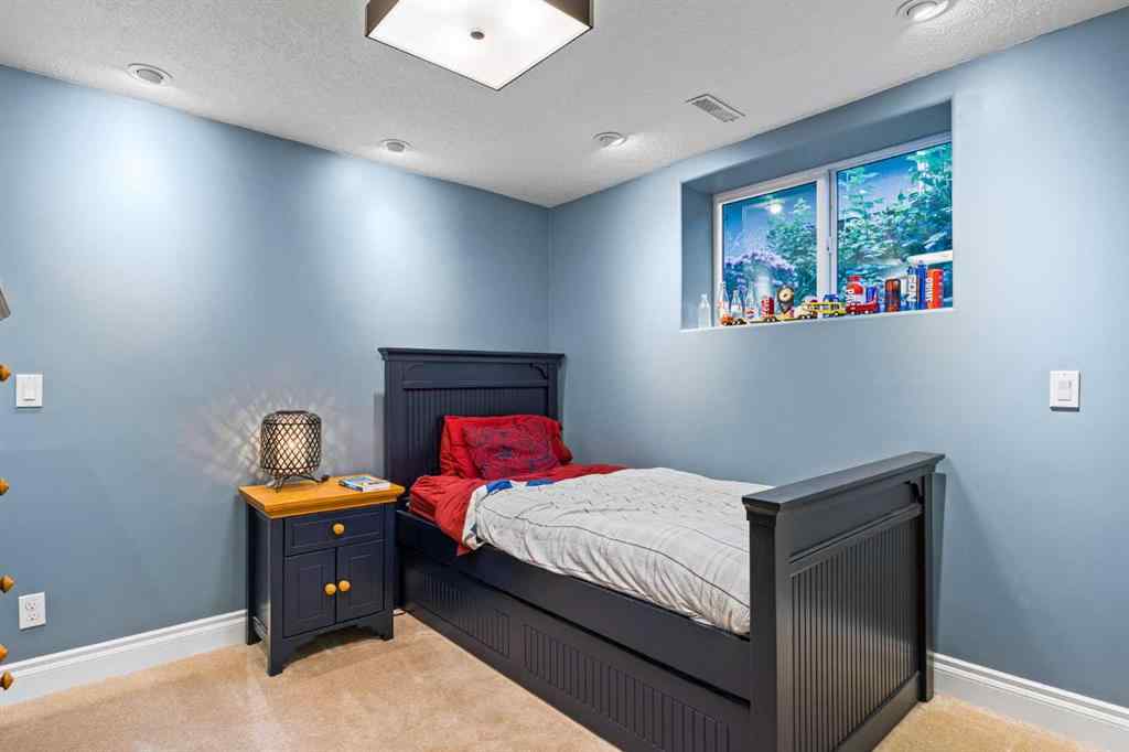 MLS® A2248659 - 15 Wilshire Place SW in Wildwood Calgary, Residential