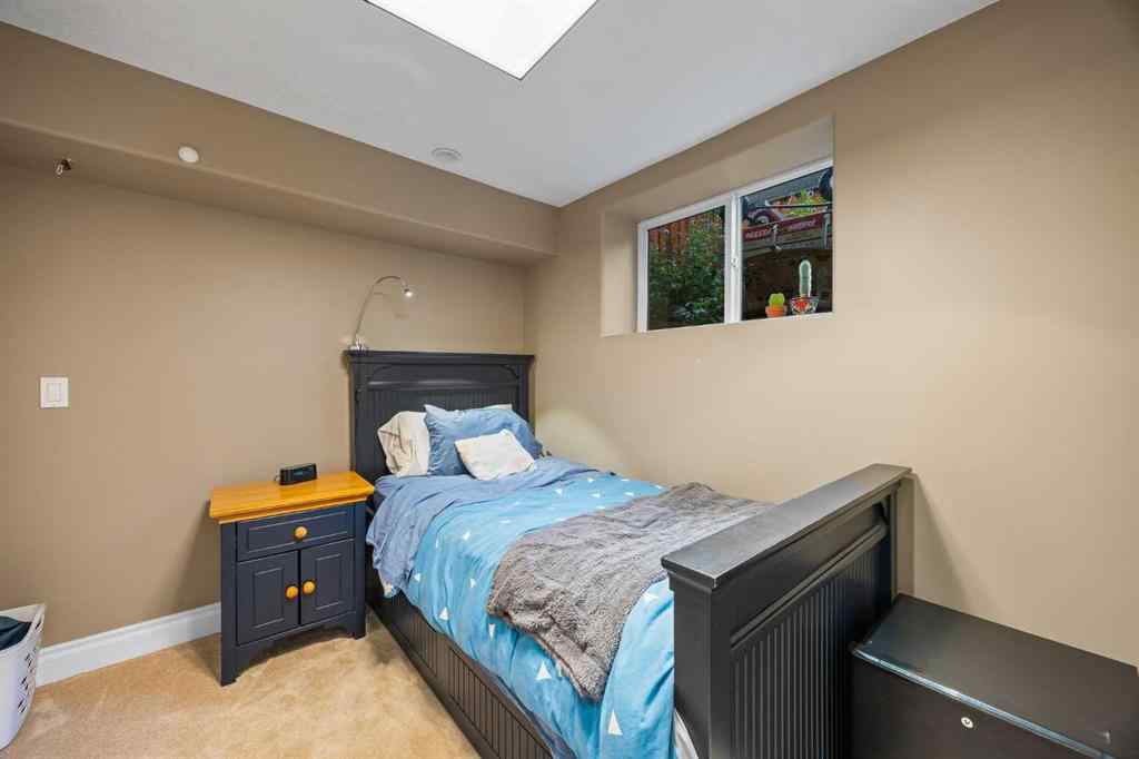 MLS® A2248659 - 15 Wilshire Place SW in Wildwood Calgary, Residential