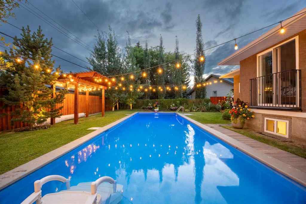 MLS® A2248659 - 15 Wilshire Place SW in Wildwood Calgary, Residential