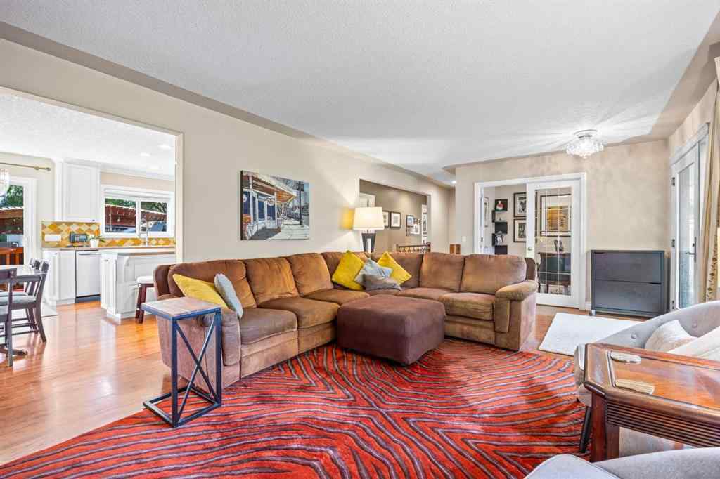 MLS® A2248659 - 15 Wilshire Place SW in Wildwood Calgary, Residential