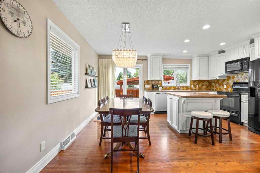 MLS® A2248659 - 15 Wilshire Place SW in Wildwood Calgary, Residential