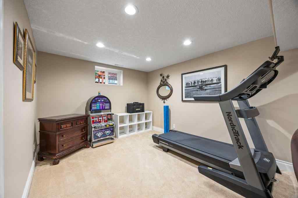 MLS® A2248659 - 15 Wilshire Place SW in Wildwood Calgary, Residential