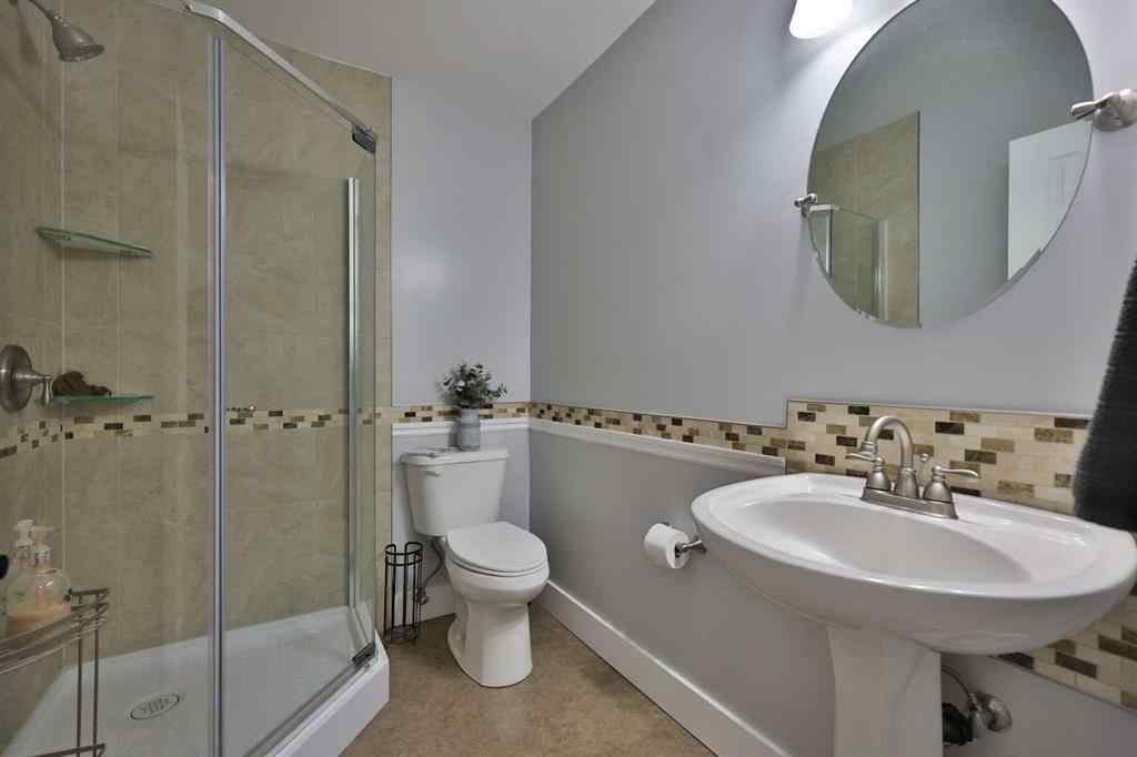 MLS® A2248660 - 228 Centre Street  in NONE Magrath, Residential