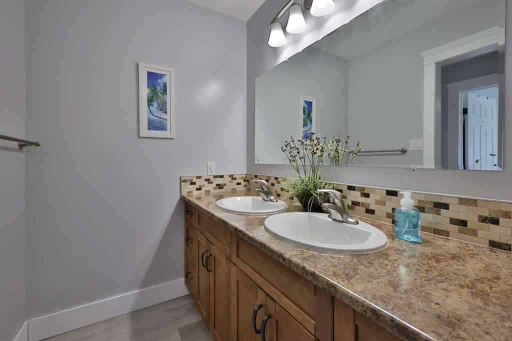 MLS® A2248660 - 228 Centre Street  in NONE Magrath, Residential