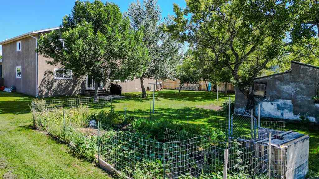 MLS® A2248660 - 228 Centre Street  in NONE Magrath, Residential
