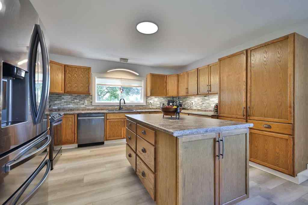 MLS® A2248660 - 228 Centre Street  in NONE Magrath, Residential