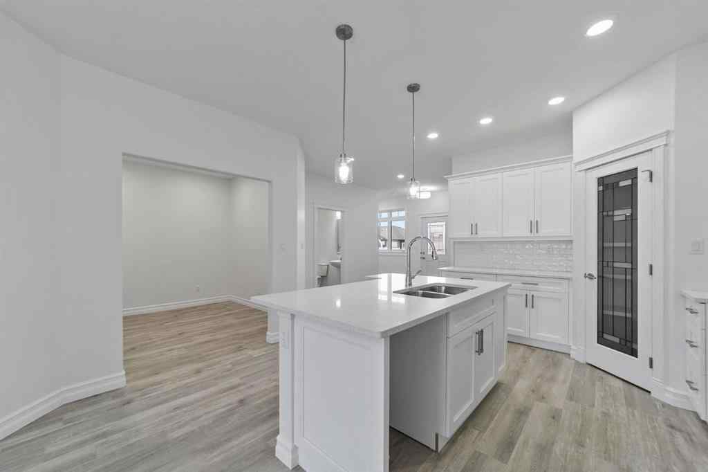 MLS® A2248669 - 3301 50A Street Close  in Creekview Camrose, Residential