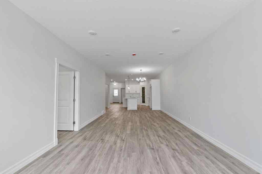 MLS® A2248669 - 3301 50A Street Close  in Creekview Camrose, Residential