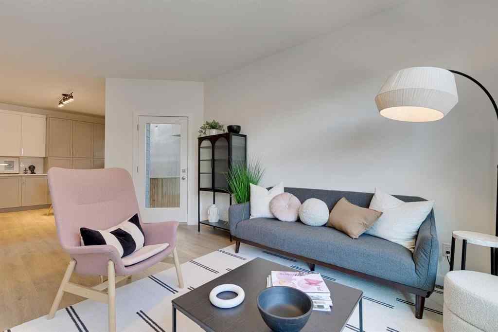 MLS® A2248679 - Unit #2 4534 17 Avenue NW in Montgomery Calgary, Residential