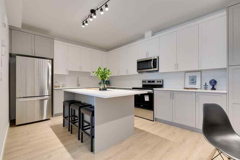 MLS® A2248679 - Unit #2 4534 17 Avenue NW in Montgomery Calgary, Residential