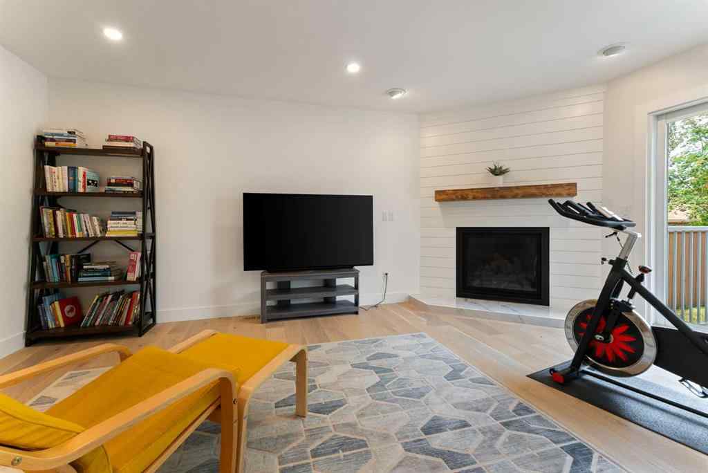 MLS® A2248680 - 72 Edforth Crescent NW in Edgemont Calgary, Residential