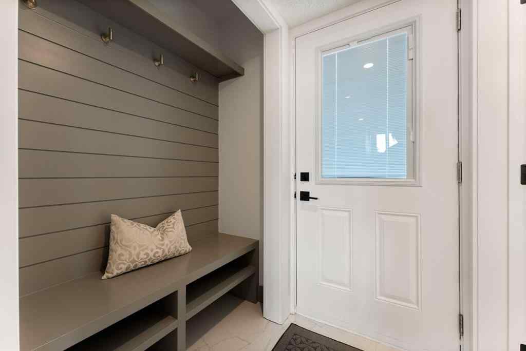 MLS® A2248680 - 72 Edforth Crescent NW in Edgemont Calgary, Residential