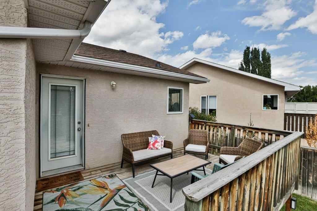 MLS® A2248693 - 36 Blackfoot Circle W in Indian Battle Heights Lethbridge, Residential