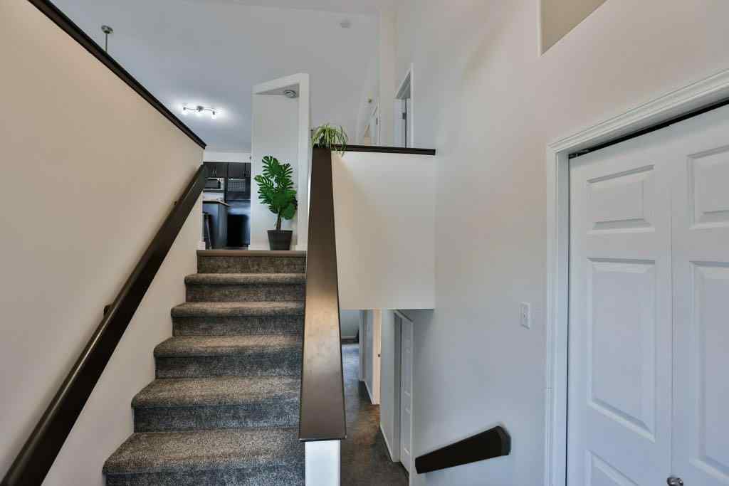 MLS® A2248693 - 36 Blackfoot Circle W in Indian Battle Heights Lethbridge, Residential