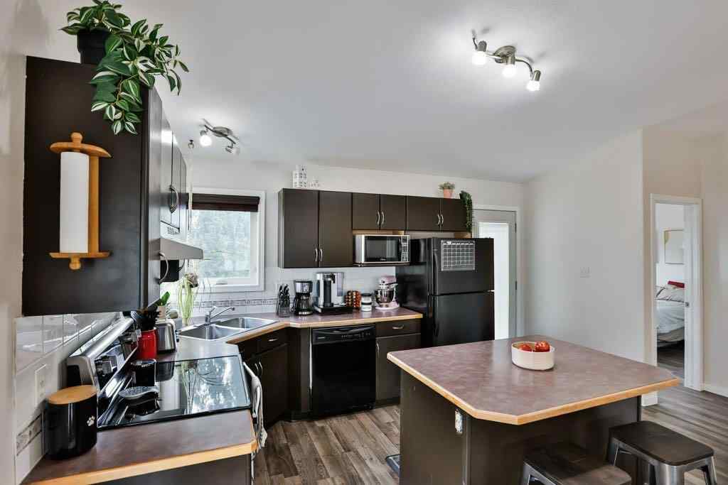MLS® A2248693 - 36 Blackfoot Circle W in Indian Battle Heights Lethbridge, Residential