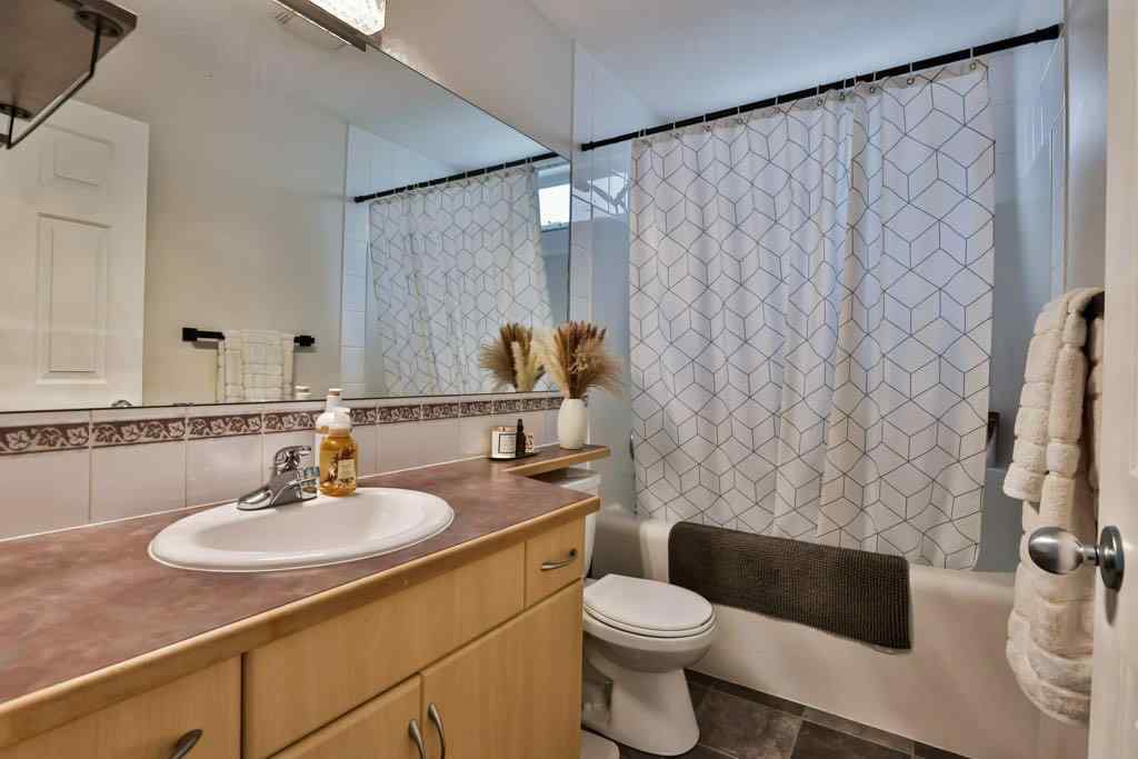 MLS® A2248693 - 36 Blackfoot Circle W in Indian Battle Heights Lethbridge, Residential