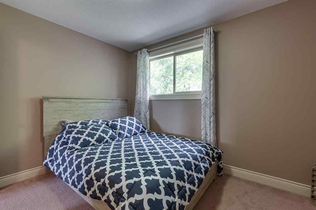 MLS® A2248696 - 812 Stonehaven Drive  in NONE Carstairs, Residential