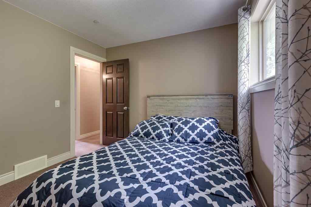 MLS® A2248696 - 812 Stonehaven Drive  in NONE Carstairs, Residential