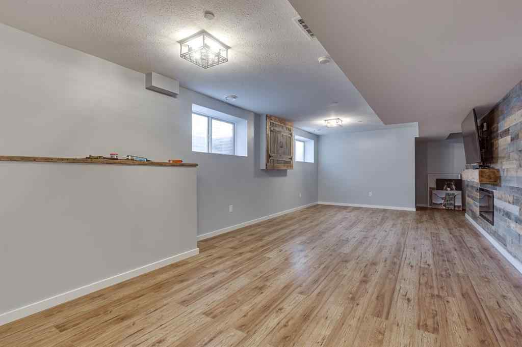 MLS® A2248696 - 812 Stonehaven Drive  in NONE Carstairs, Residential