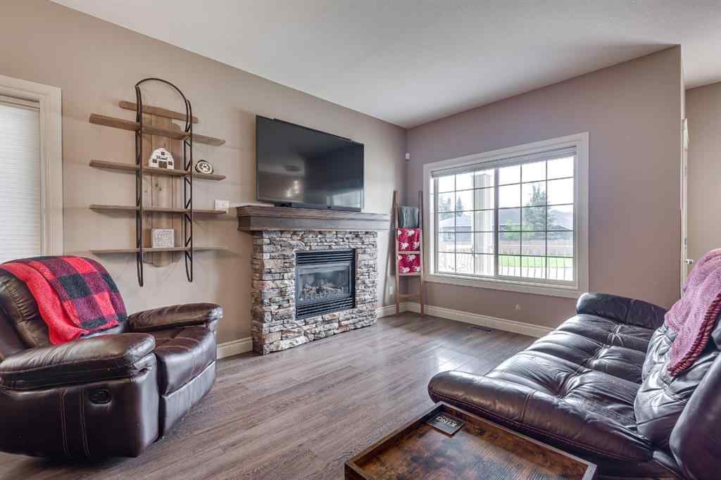 MLS® A2248696 - 812 Stonehaven Drive  in NONE Carstairs, Residential